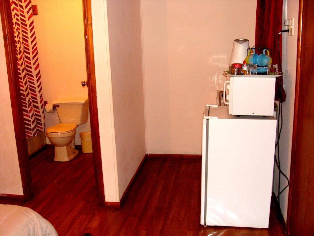 Hostal Victoria Punta Arenas Ngoại thất bức ảnh